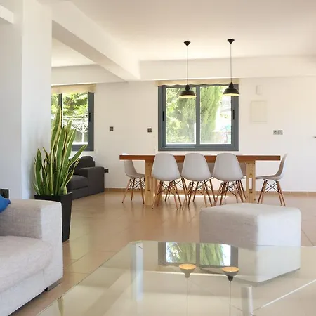 Infinite Blu Vilă *