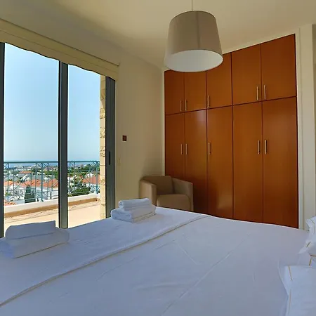 וילה Infinite Blu