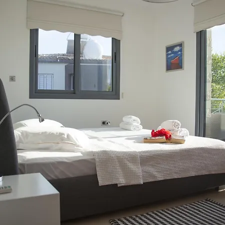 Infinite Blu Vilă *