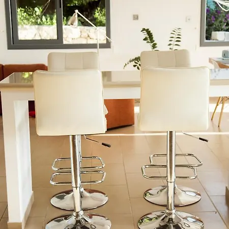 Infinite Blu וילה פאפוס