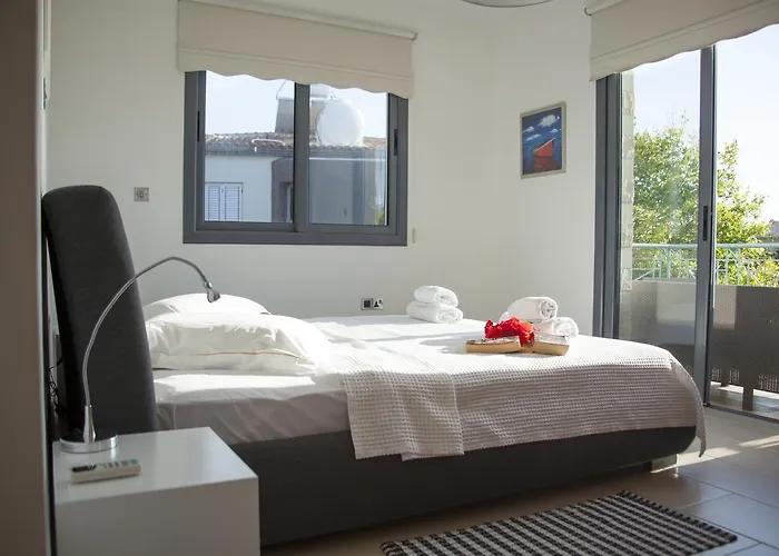 Infinite Blu Villa *