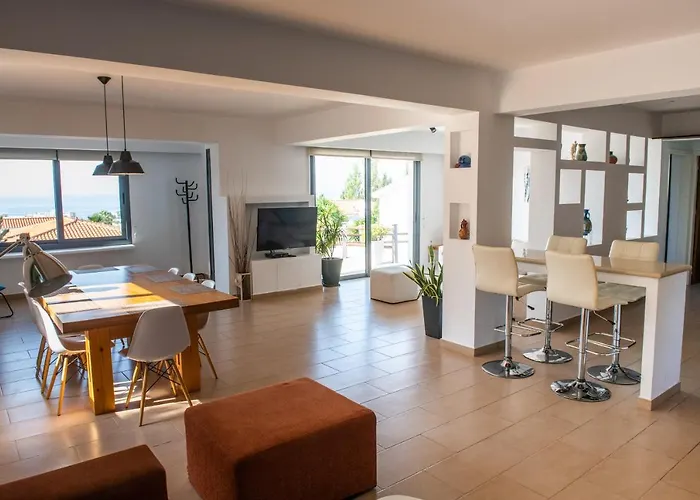 Infinite Blu Villa *