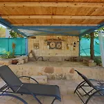 Villa Infinite Blu