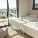 Infinite Blu Villa *